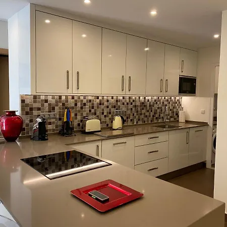 Appartement Modern 2 Bedroom Apartment In Beachfront Community
