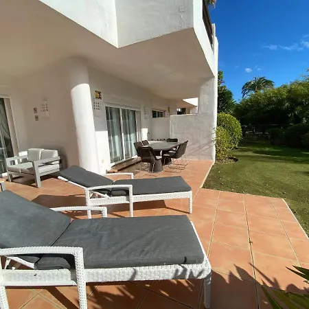 Modern 2 Bedroom Apartment In Beachfront Community Appartement *